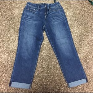 Chico's So Slimming Girlfriend Crop size 0P