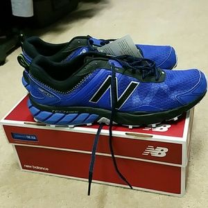 New Balance Men's Trail Shoe, Blue/Black, SZ 11