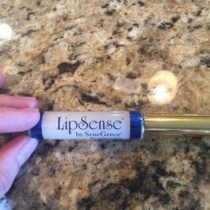 LipSense Matte Gloss