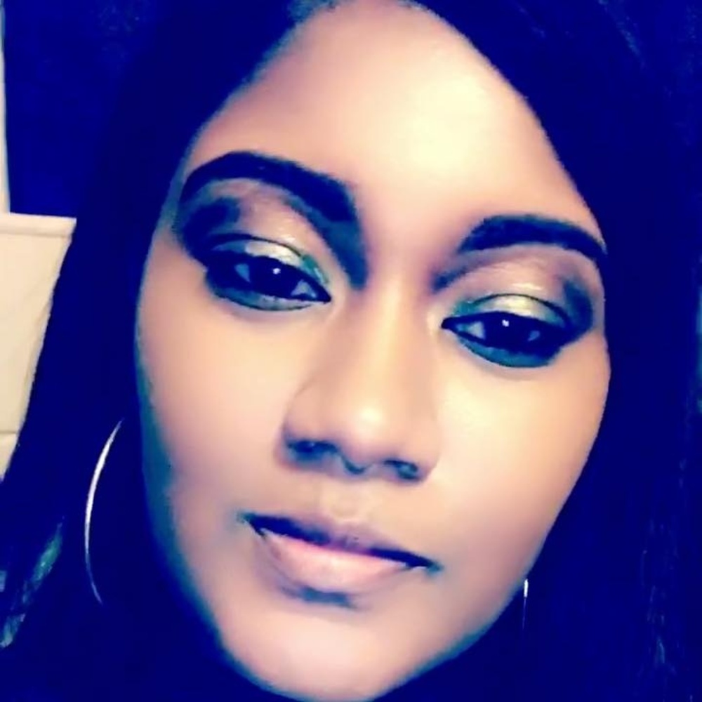 Meet your Posher, Erica