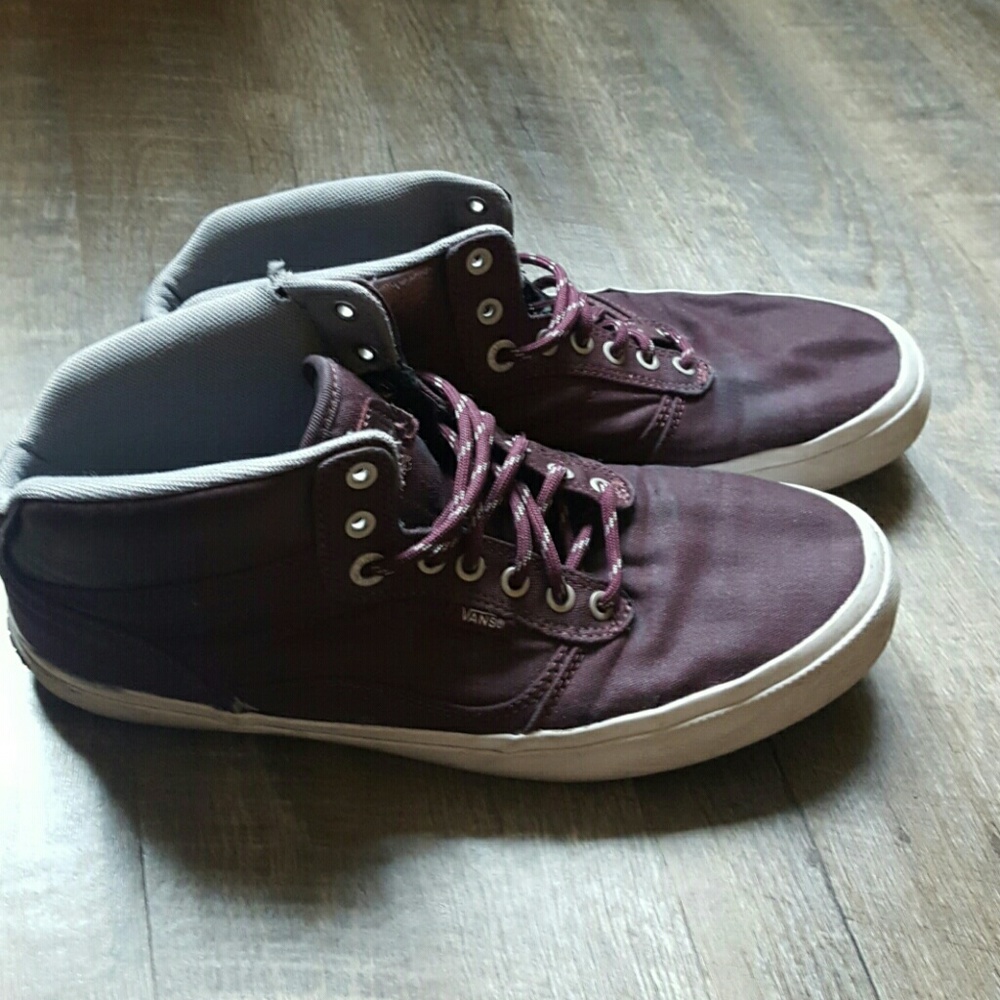 Maroon High top Vans size 10