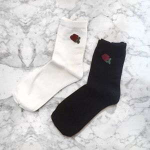 rose ankle socks