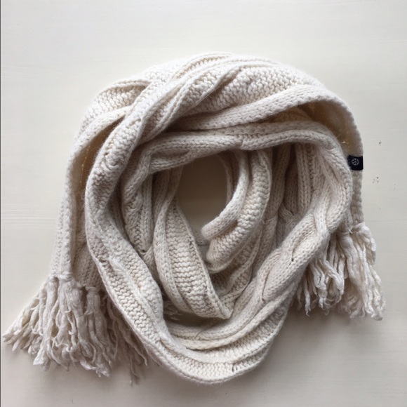 {Scarves} BOGO FREE scarves - Picture 2 of 8