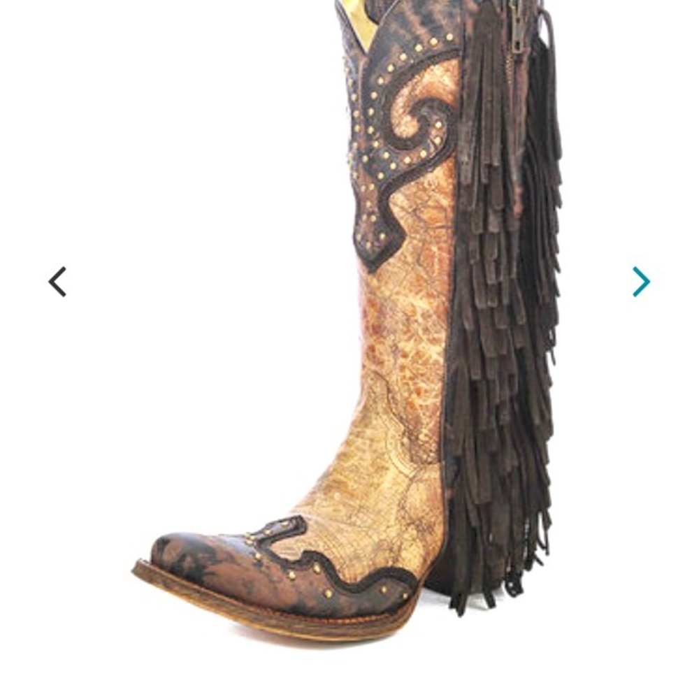 Corrall fringed cowboy boots 7 1/2