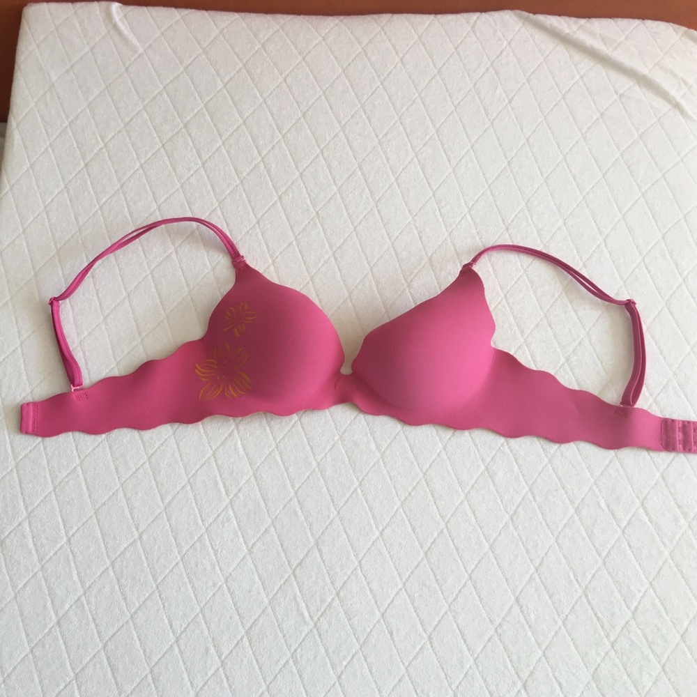 VS Very Sexy Secret Embrace Push Up Bra