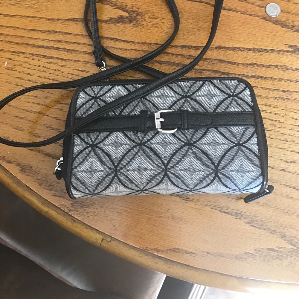 Cross body purse