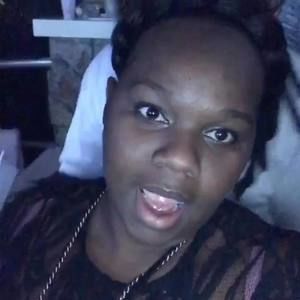 Meet your Posher, Pamela