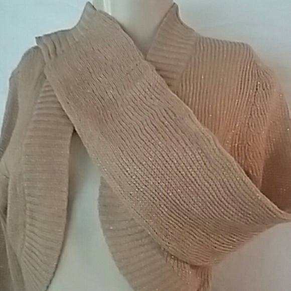 Gold lurex crop long sleeve knit sweater top shrug - Picture 2 of 4