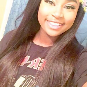 Meet your Posher, Candyce