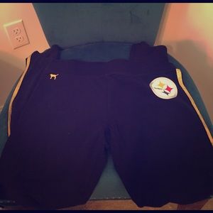 Victoria's Secret black Steeler's legging