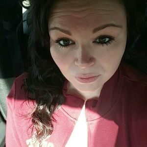 Meet your Posher, Becky