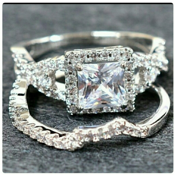 Jewelry - SALE Sterling Plated White Topaz Wedding Set in 10