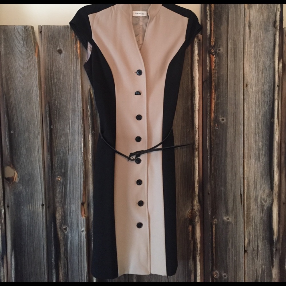 Calvin Klein button front dress with optional belt
