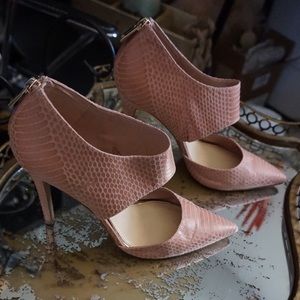 Professional Sassy Boss Lady Pumps