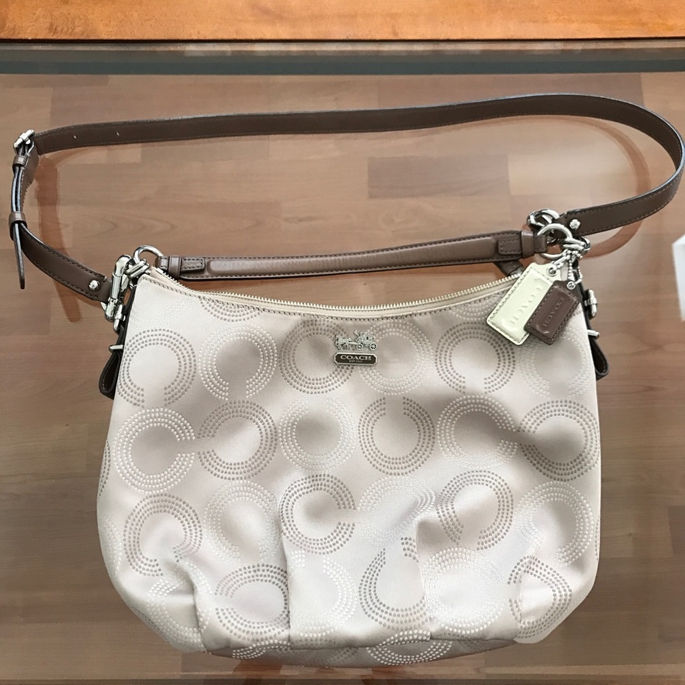 PRICE FIRM Authentic Coach Madison Dotted Op Art