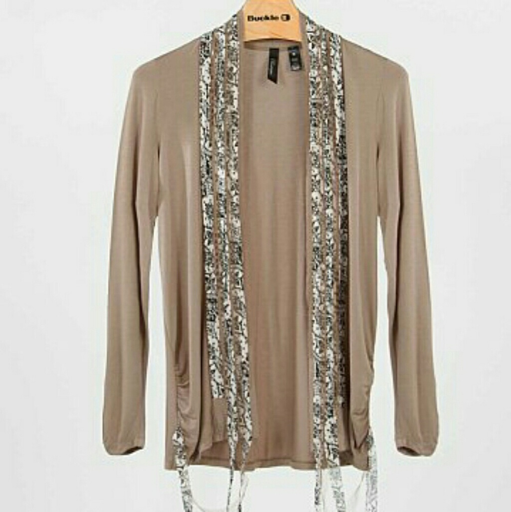 SOLD* BKE cardigan
