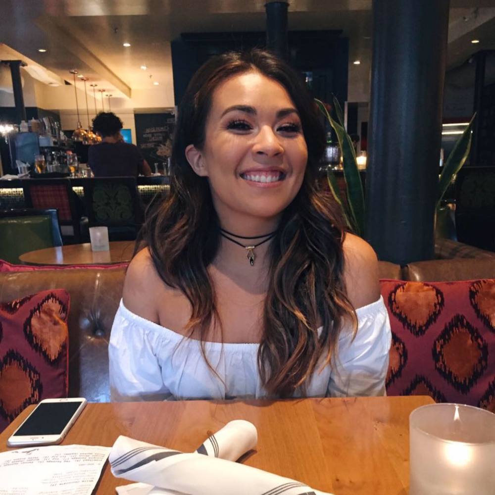 Meet your Posher, Venecia