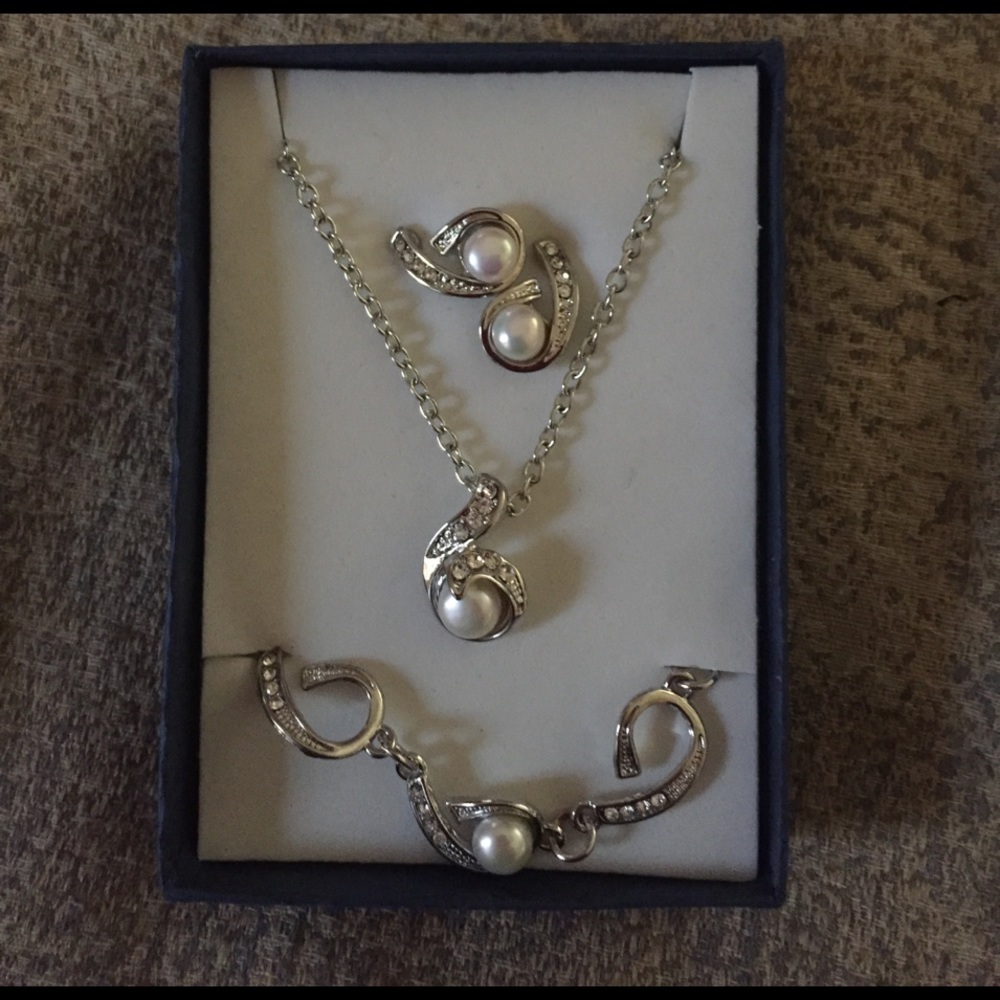 Jewelry set