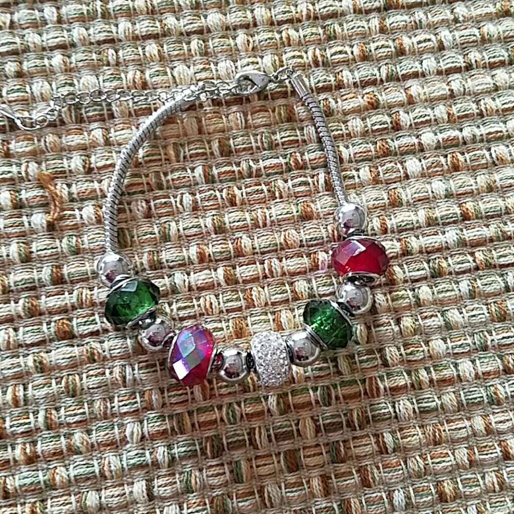 Silver metal bracelet with  beads