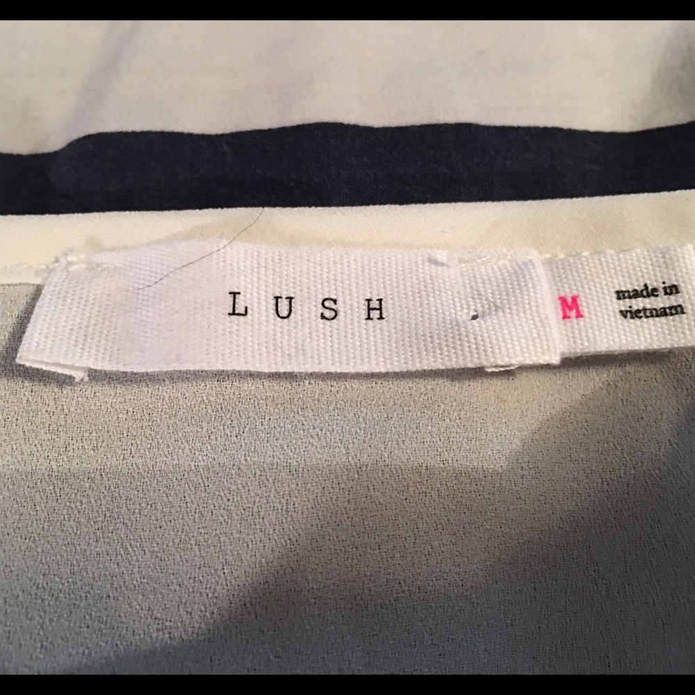 NWOT Lush Top - Picture 2 of 3
