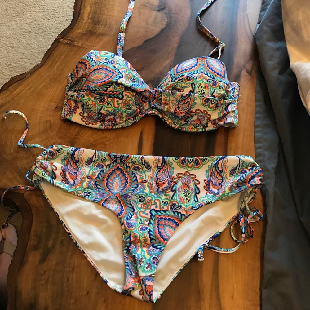 H&M swim