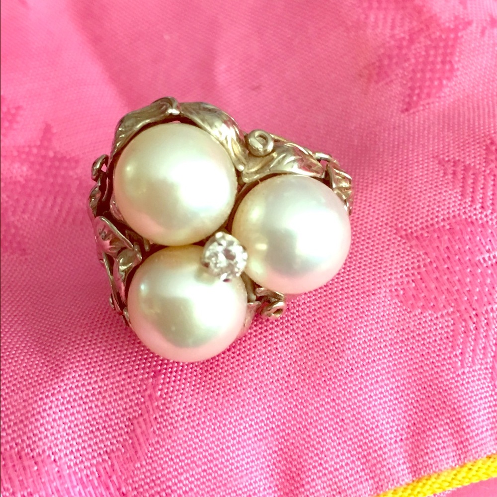 ⭐️SOLD⭐️Ming's  14K YELLOW GOLD Pearl diamond ring