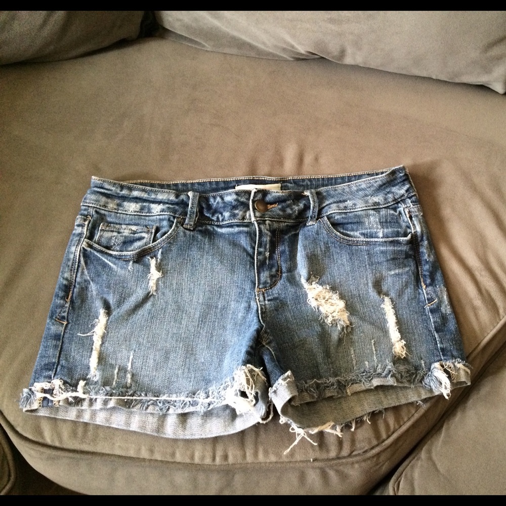 JEAN SHORTS SZ 30  21 DENIM