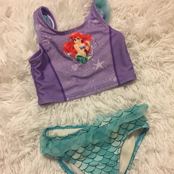 Bathing suit - Picture 1 of 1