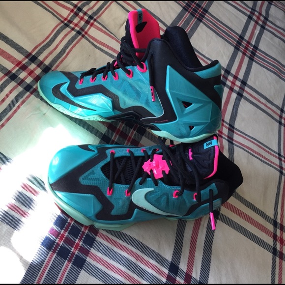 Nike Other - South Beach Lebron 11's