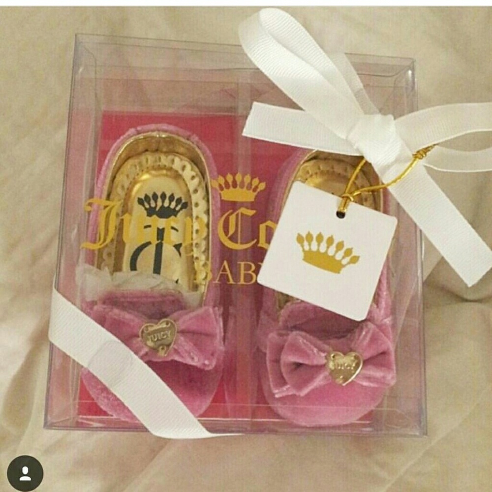 Juicy couture baby shoes