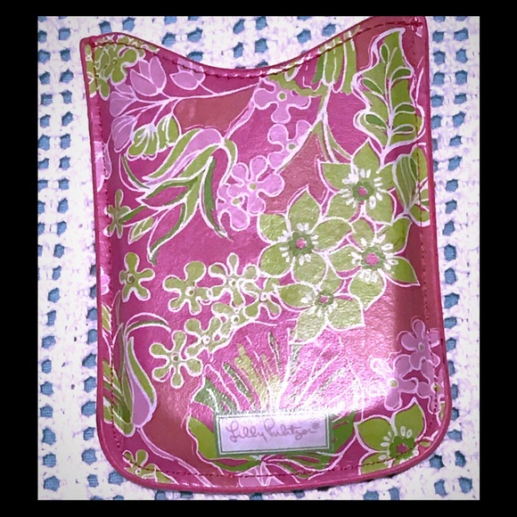 Lilly Pulitzer Blackberry/Phone Cover/Case - Picture 1 of 3