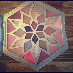 Stila Snow Angel Color Palette