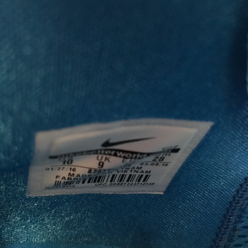 Men's Nike Hyperdunk '08 High Tops - Picture 6 of 6