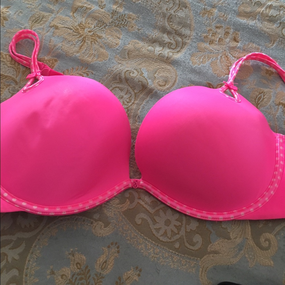 Victoria Secret 36DD sexy little things bra