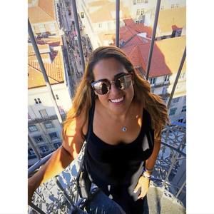 Meet your Posher, Michaela