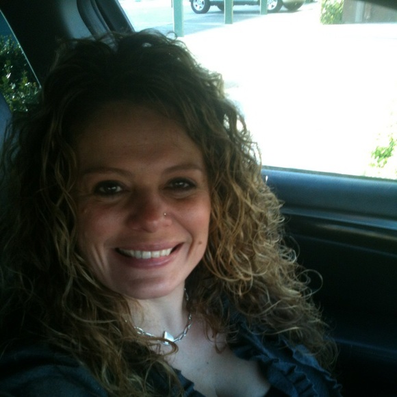 Meet your Posher, Shana - Picture 1 of 1