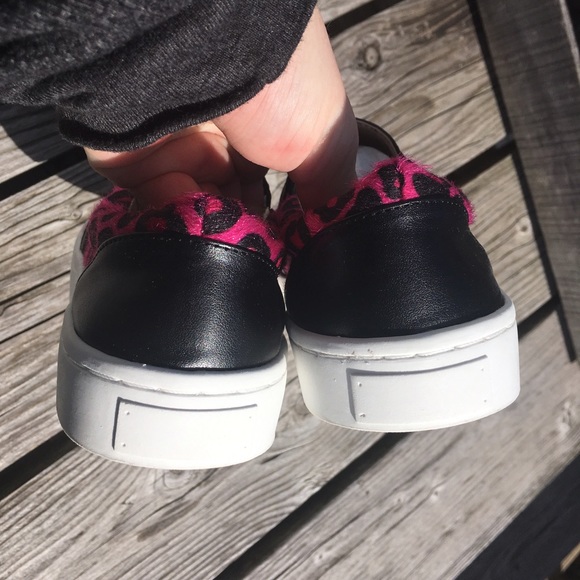 Luichiny Hot Pink Ocelot Print Fur Loafer! NEW! - Picture 4 of 6