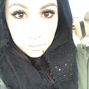 Meet your Posher, Jeanette