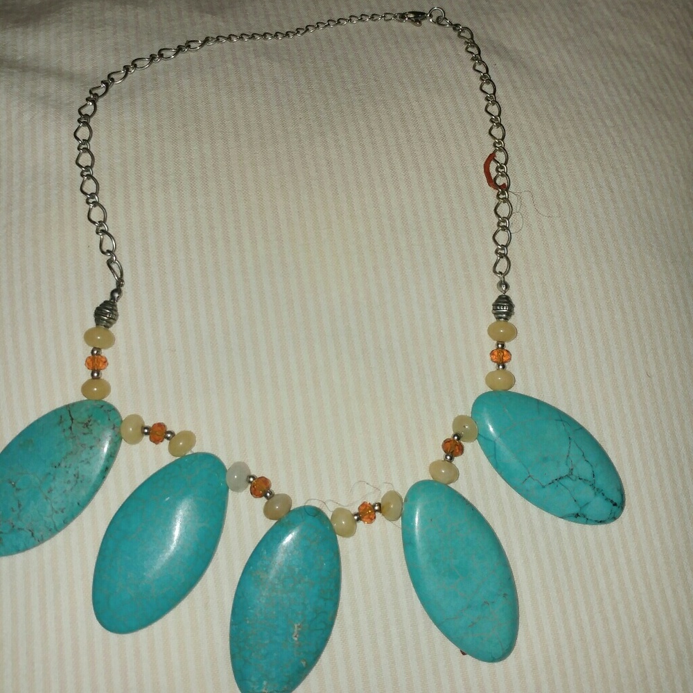 Beautiful necklace mate with real stone