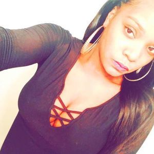 Meet your Posher, Ayo