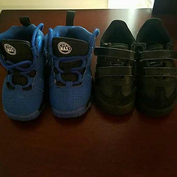 Nike Air royal blue and Adidas all black size 5c - Picture 1 of 4