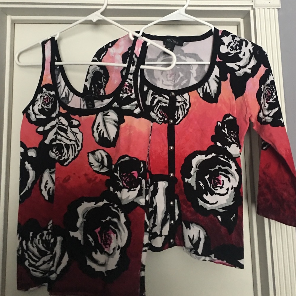 Two tops - Picture 2 of 2