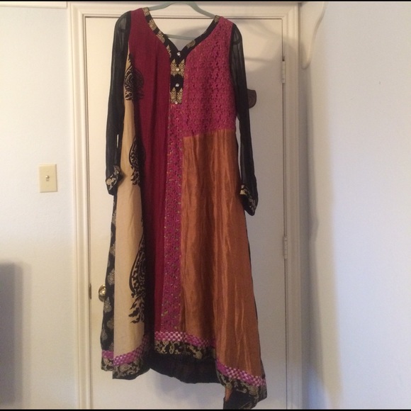 Dresses & Skirts - Beautiful, one of its kind dress.