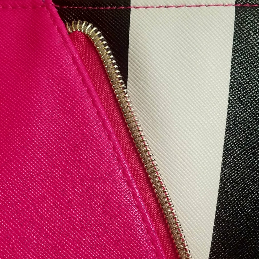 🆕✨HP✨ Juicy Couture Tote Bag - Picture 4 of 8