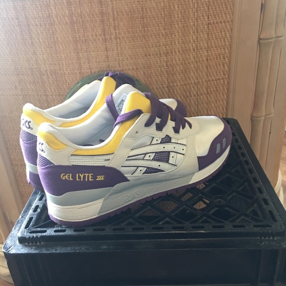 🛑🛑SOLD !!!🛑🛑Brand New. Purple and Gold Asics. - Picture 2 of 4