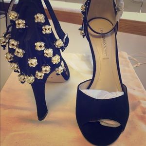 BCBGMAXAZRIA sz.7 never worn