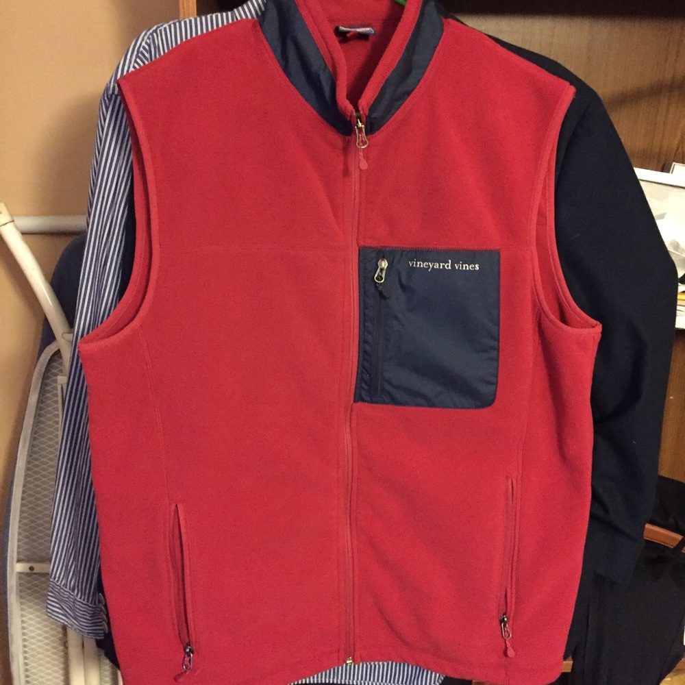 Vineyard vines vest
