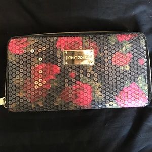 Betsey Johnson wallet