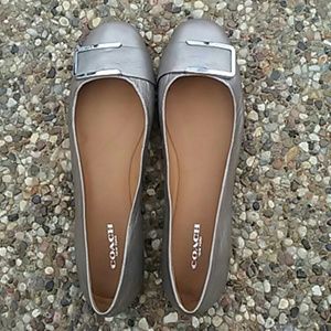 NWOT Coach flats size 8