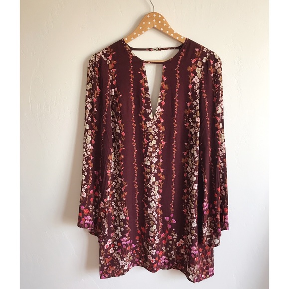 NWT Urban Outfitters Keyhole Shift Dress - Picture 4 of 5